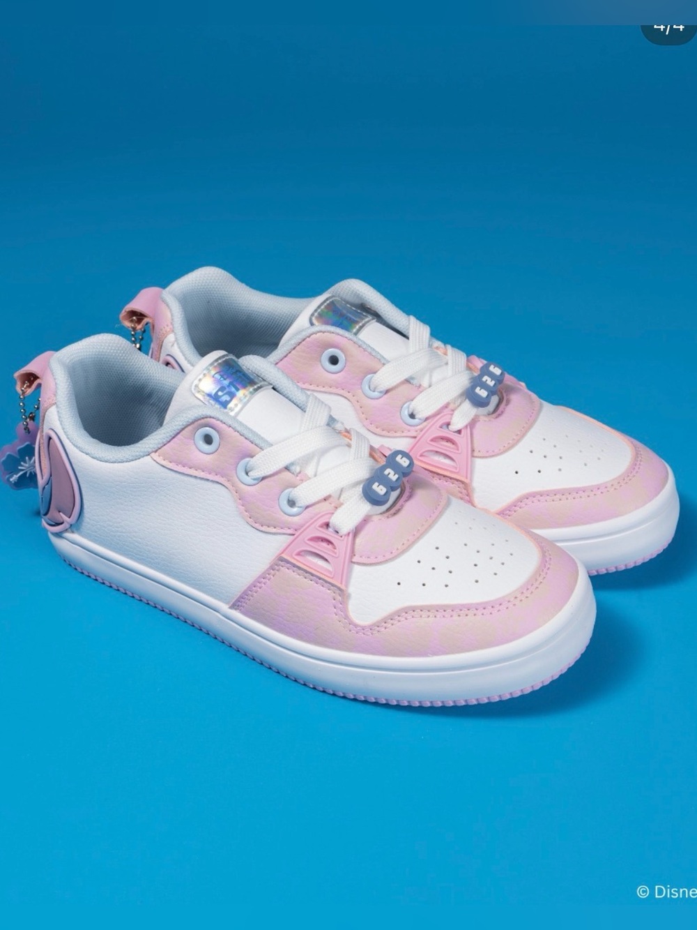 Stitch Girls Lace up Sneaker